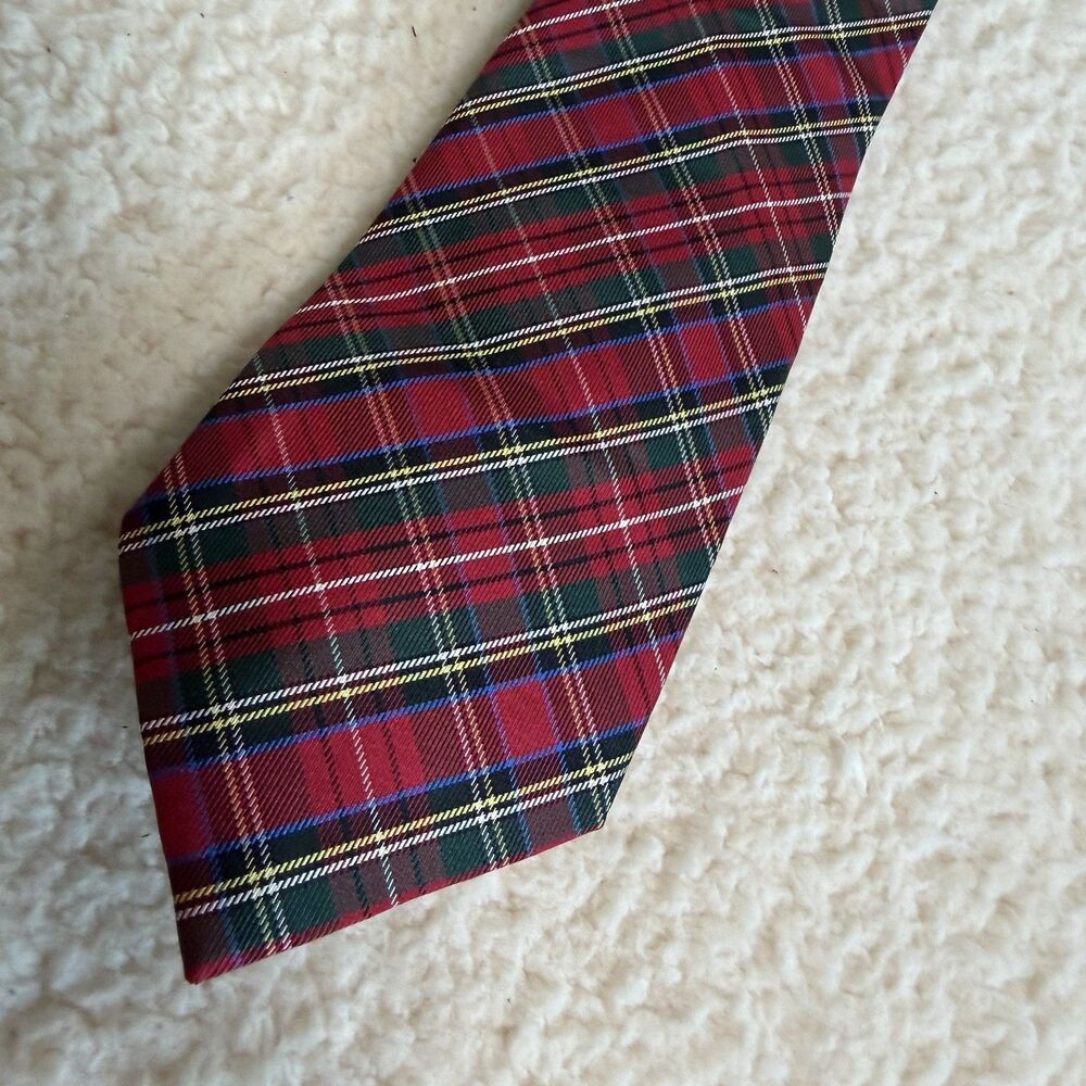 Jos A Bank Executive Collection Tie 100% Silk Red Gold Plaid